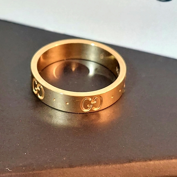 Authentic Gucci GG ICON yellow Gold Ring - Picture 6 of 8